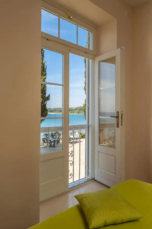 Villa Valdepian Apartments Savudrija