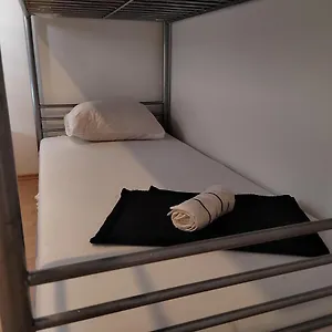 https://hostel-rasema.hotels-in-trogir.com