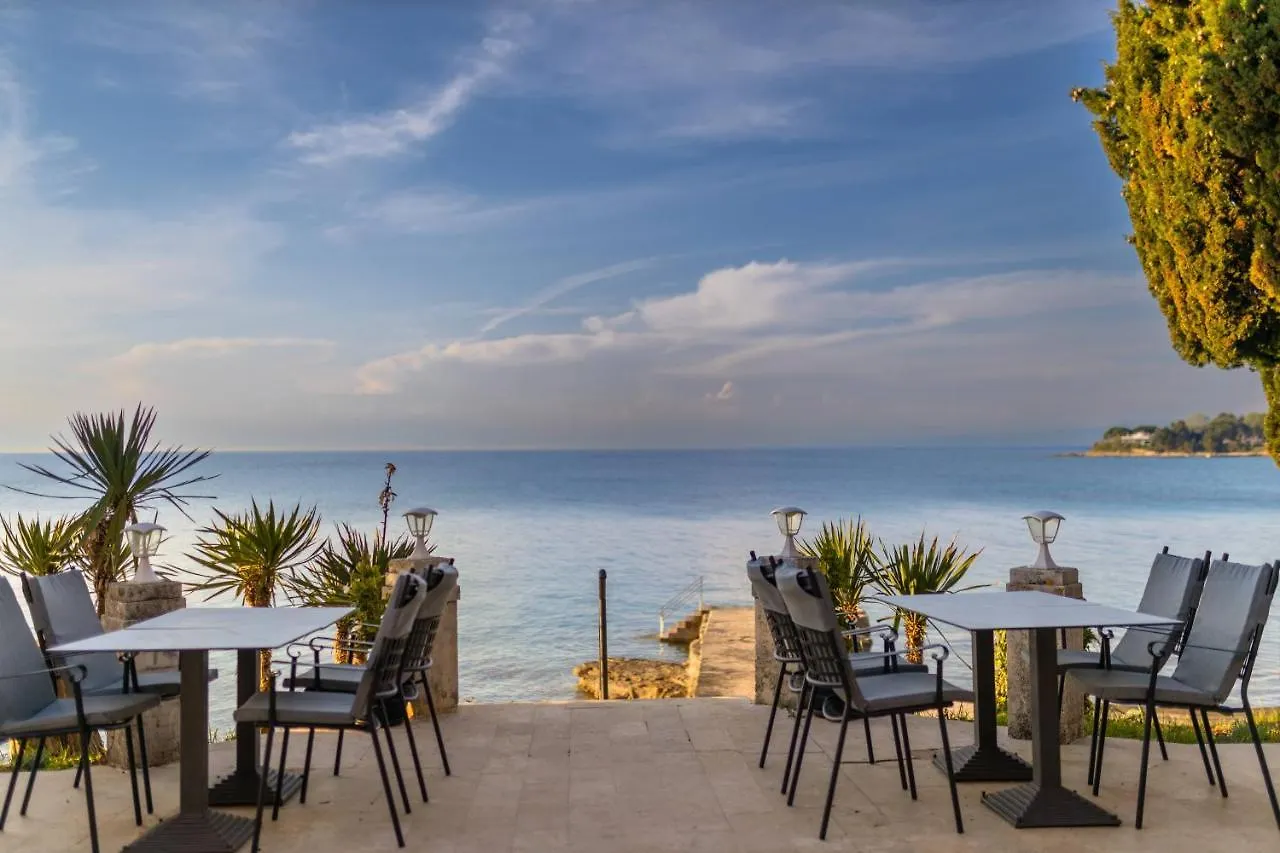 Villa Valdepian Apartments Savudrija