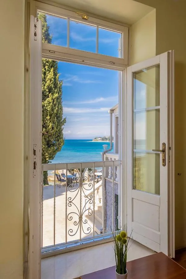 Villa Valdepian Apartments Savudrija